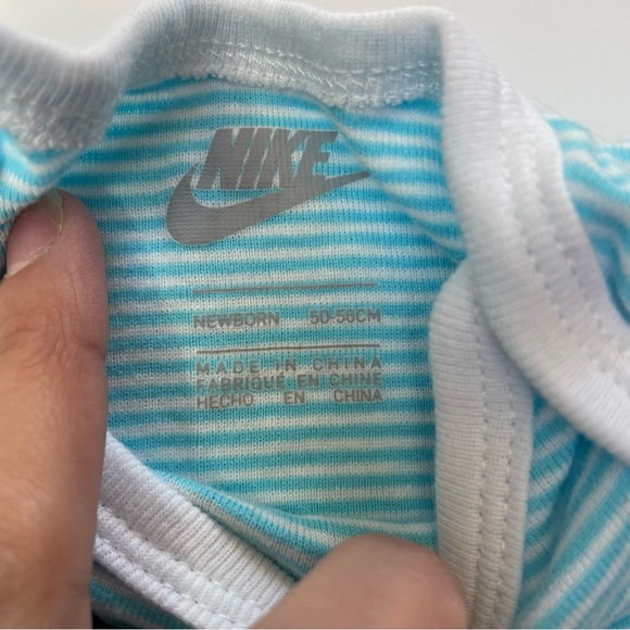 Nike blue and white striped body suit bundle. Size NB. - Picture 6 of 6
